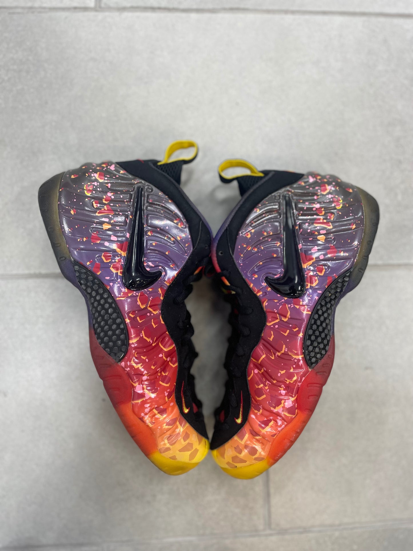 Nike Air Foamposite Pro Area 72 Asteroid Size 13 (Pre-Owned)