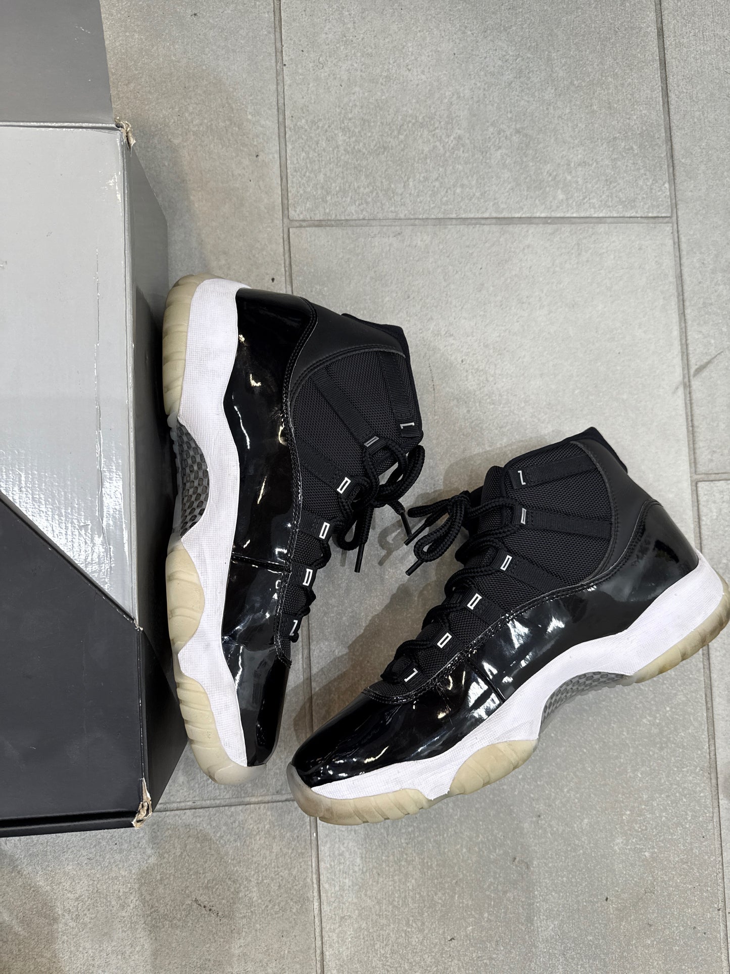 Jordan 11 Retro Jubilee 25th Anniversary Size 12 (Pre-Owned)