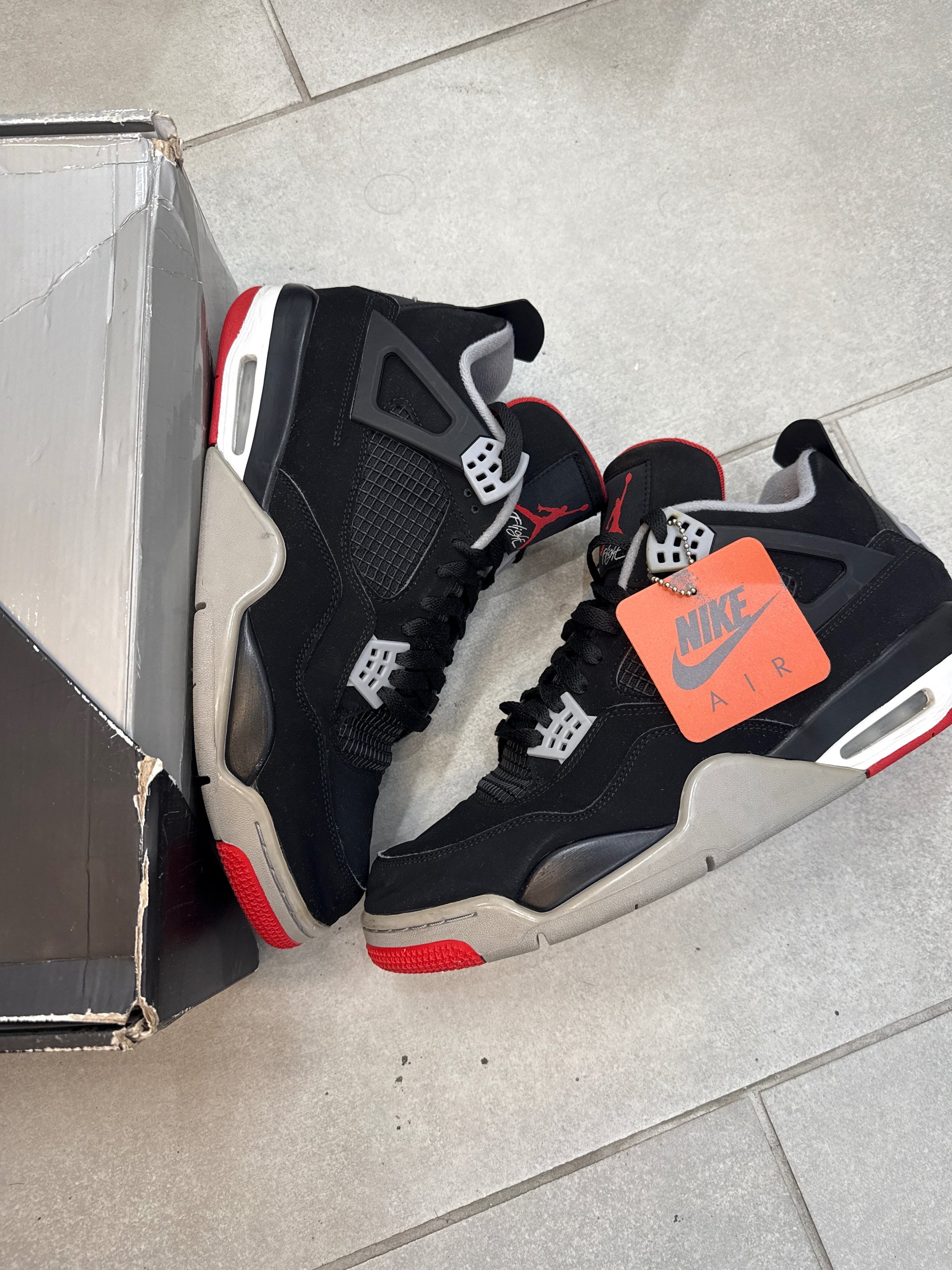Jordan 4 Retro Bred (2019) Size 13 (Pre-Owned)