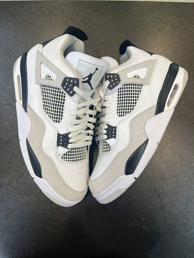 Jordan 4 Retro Military Black Size 12 (Pre-Owned)