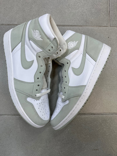 Jordan 1 Retro High OG Seafoam Size 12W (Pre-Owned)