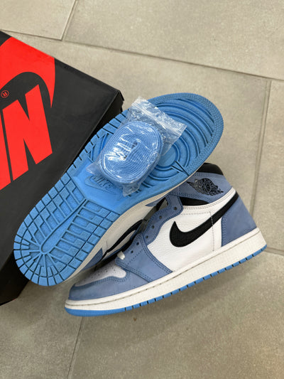 Jordan 1 OG University Blue Size 9 (Pre-Owned)