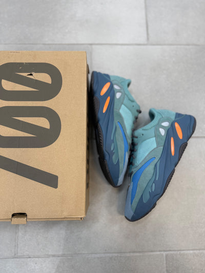 adidas Yeezy Boost 700 Faded Azure Size 11 (Pre-Owned)