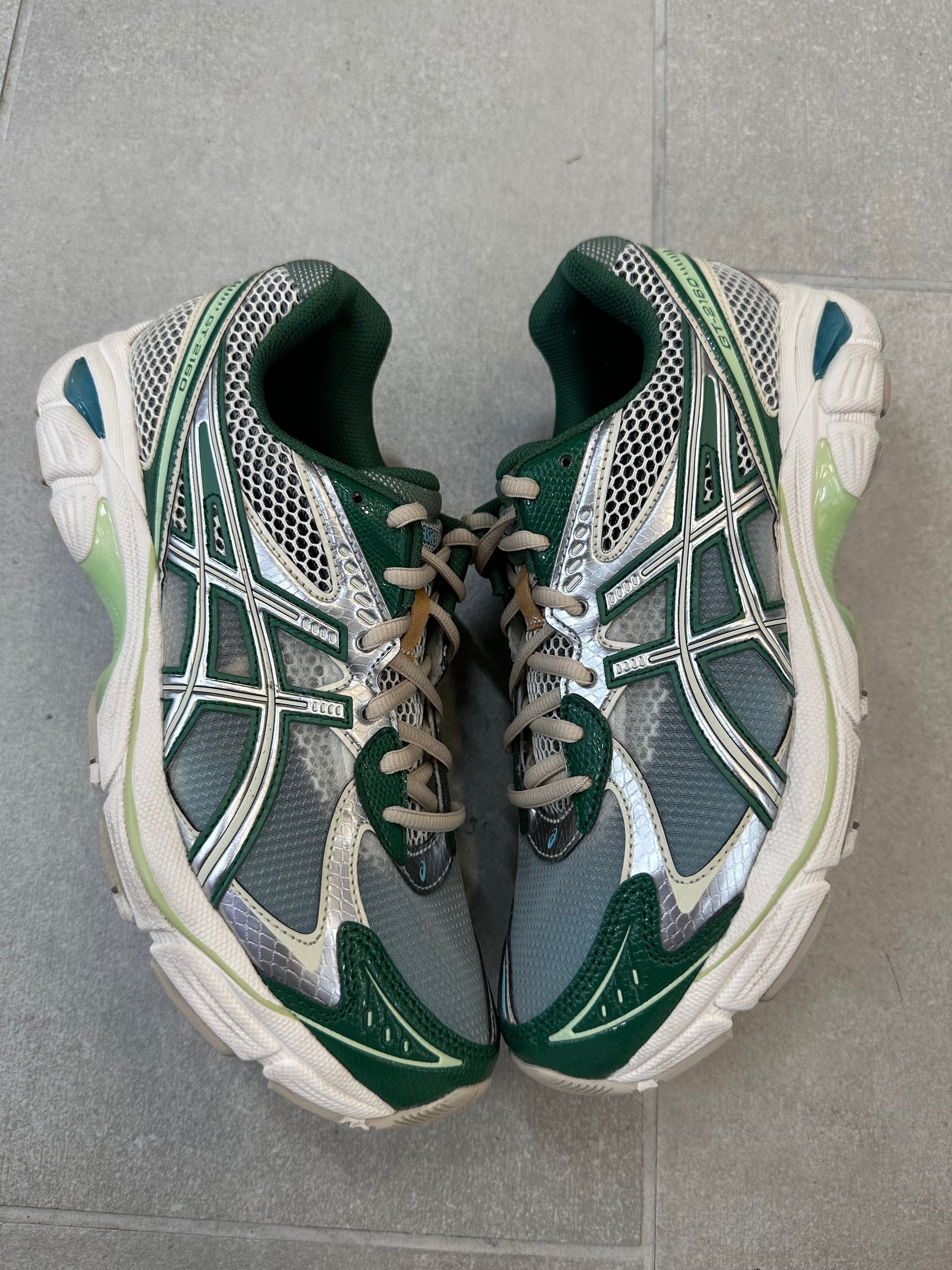 Asics GT-2160 Above The Clouds Size 8 (Pre-Owned)