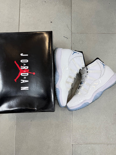 Jordan 11 Retro Legend Blue Size 10.5 (Pre-Owned)