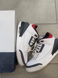 Jordan 3 Retro SE Fire Red Denim Size 9.5 (Pre-Owned)