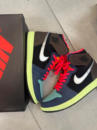 Jordan 1 Retro High Tokyo Bio Hack Size 9 (Pre-Owned)