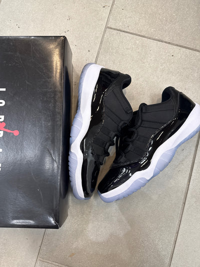 Jordan 11 Retro Low Space Jam Size 10.5 (Pre-Owned)
