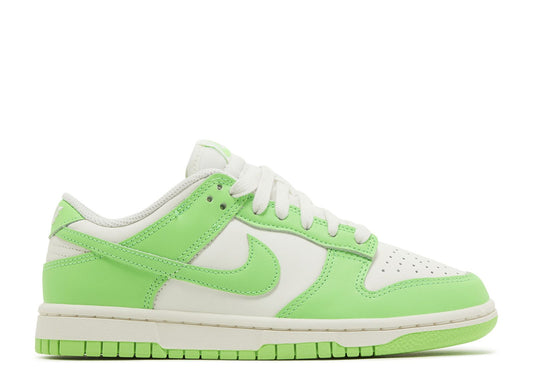 Dunk Low Green Strike (Women's)