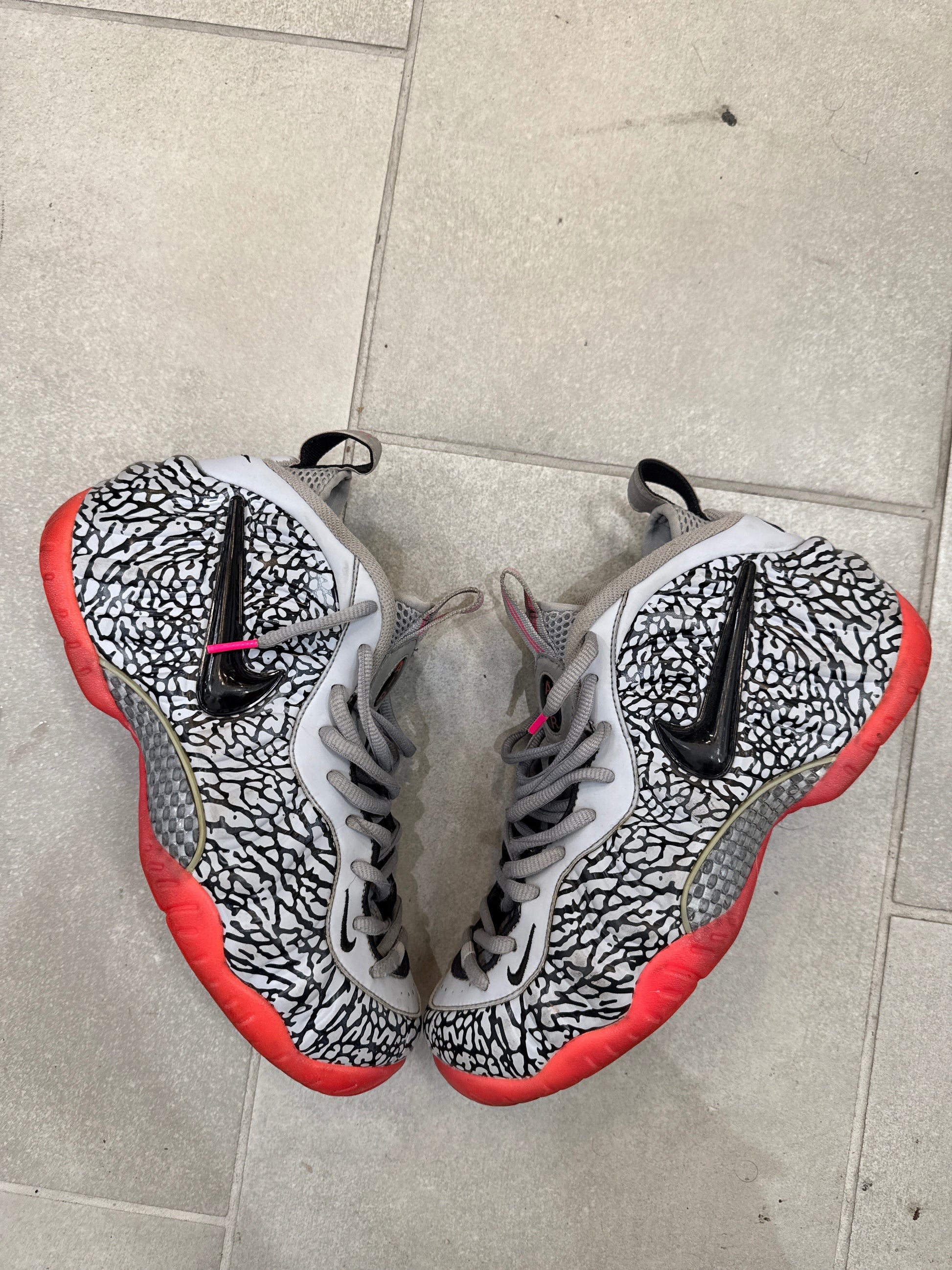 Nike Air Foamposite Pro Size 9.5 (Pre-Owned)