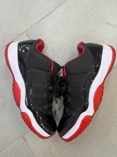 Jordan 11 Low Bred (2015) Size 12 (Pre-Owned)