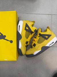 Jordan 4 Retro Lightning (2021) Size 10.5 (Pre-Owned)