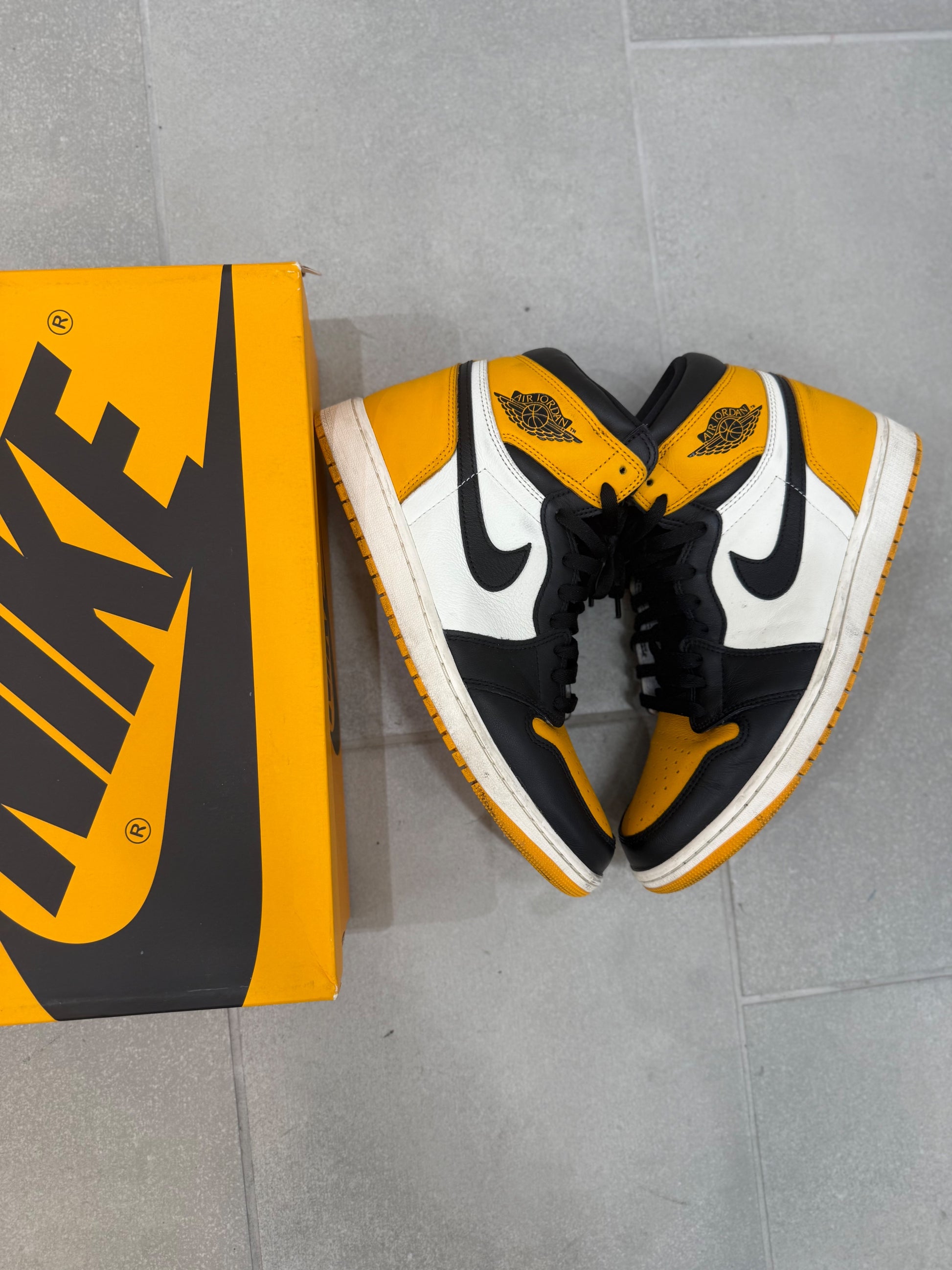 Jordan 1 Retro High OG Taxi Size 11 (Pre-Owned)