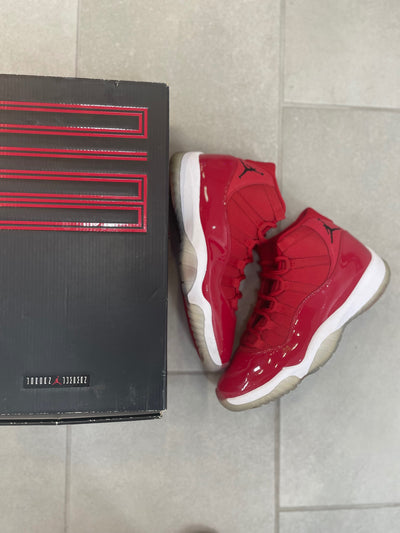 Jordan 11 Retro Win Like 96 Size 10 (Pre-Owned)